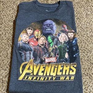 Marvel Avengers infinity wars TShirt size small